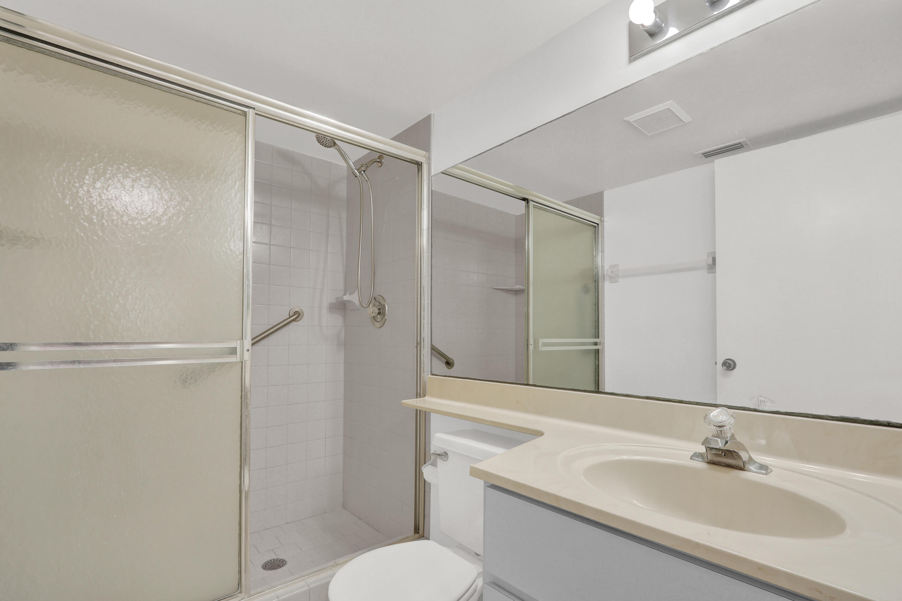 OCEAN VIEW CONDO - Residential