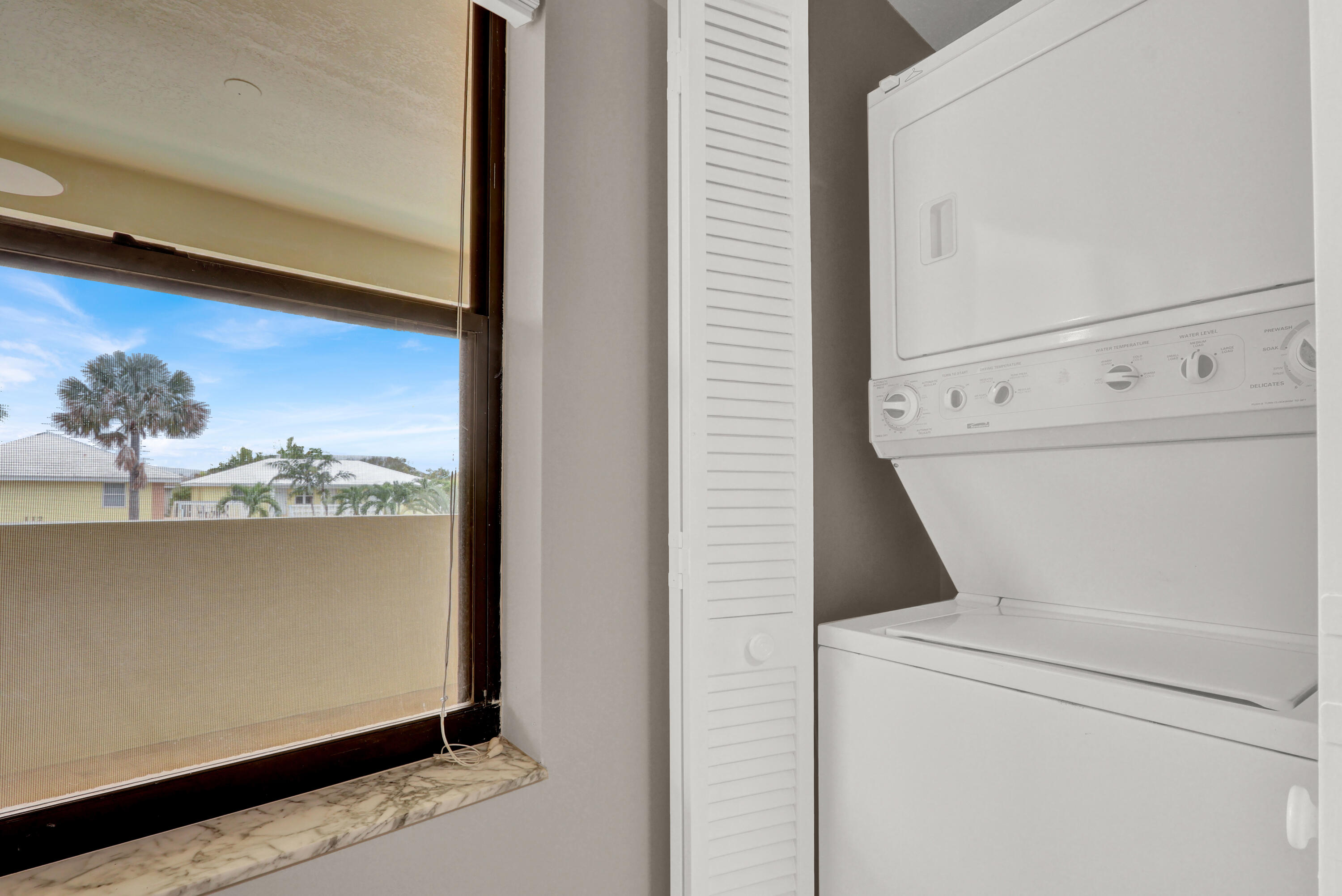 OCEAN VIEW CONDO - Residential