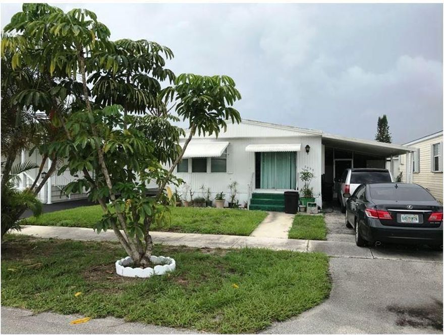 Super nice 2/2 doublewide with room that can be a 3rd bedroom - -all it needs is a closet - -carport - shed - -screened in area  - -one of the largest homes available - - priced right for quick sale - -one of the lowest priced homes available  - -a must see before it is gone............