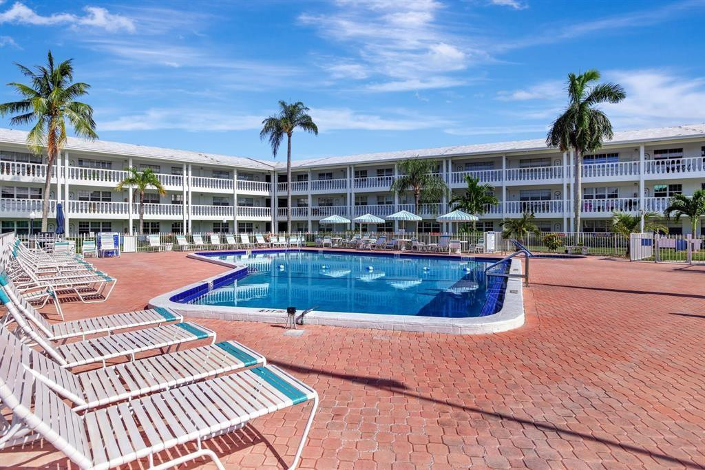 MAYBURY MANSIONS - Residential