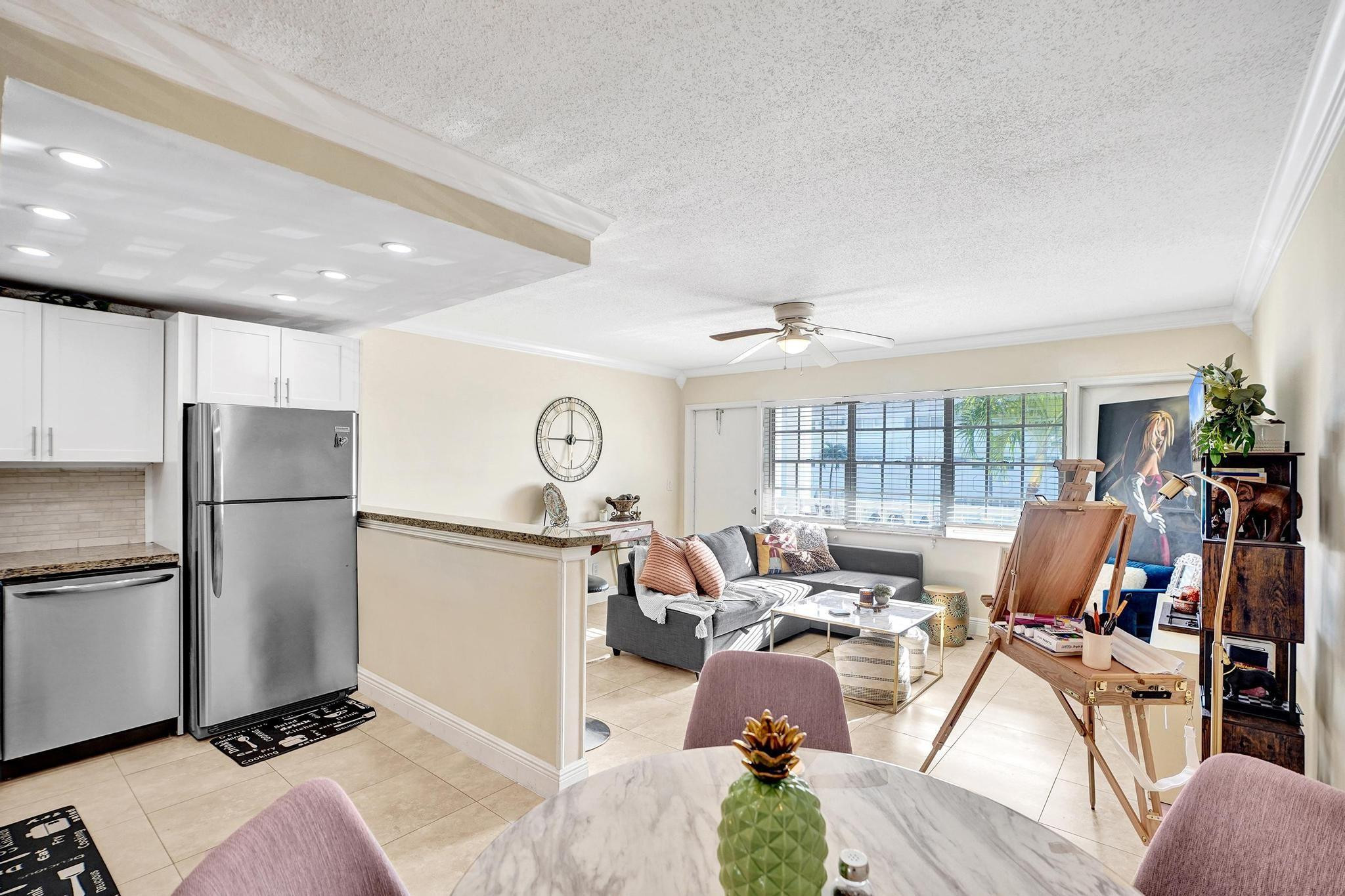 MAYBURY MANSIONS - Residential