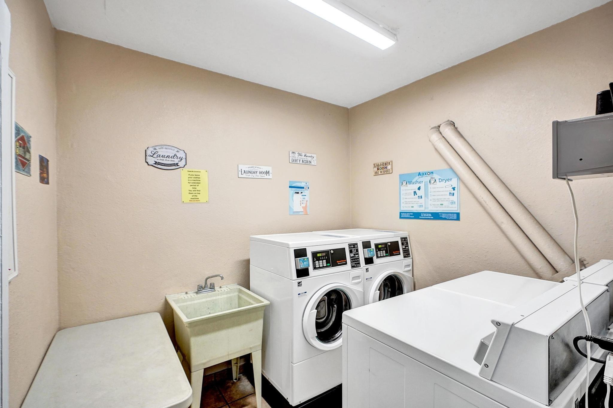 MAYBURY MANSIONS - Residential