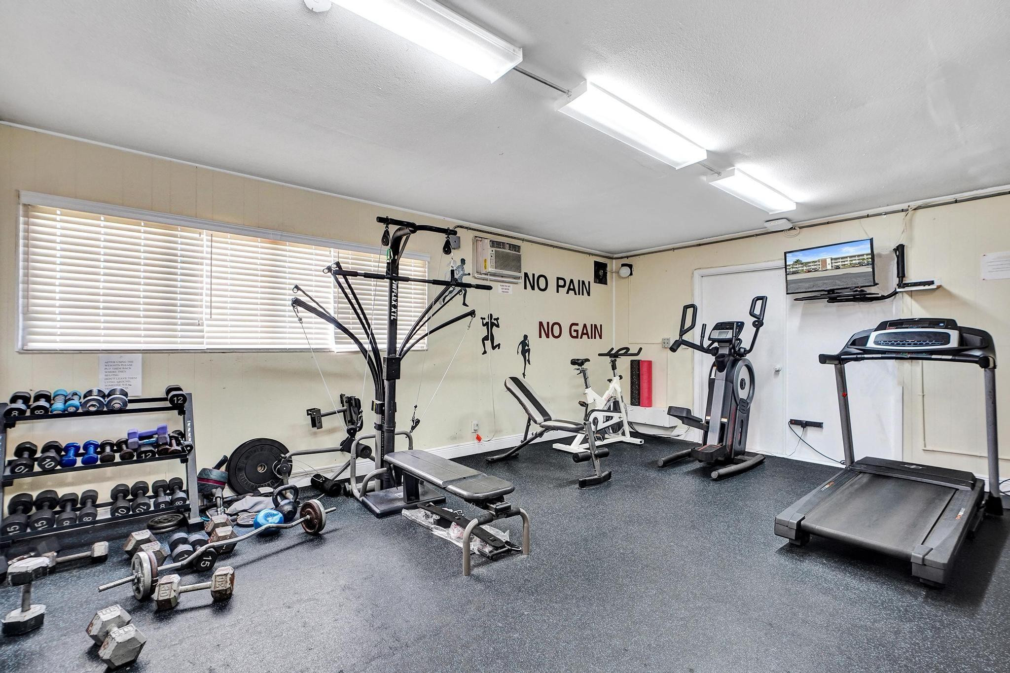 MAYBURY MANSIONS - Residential