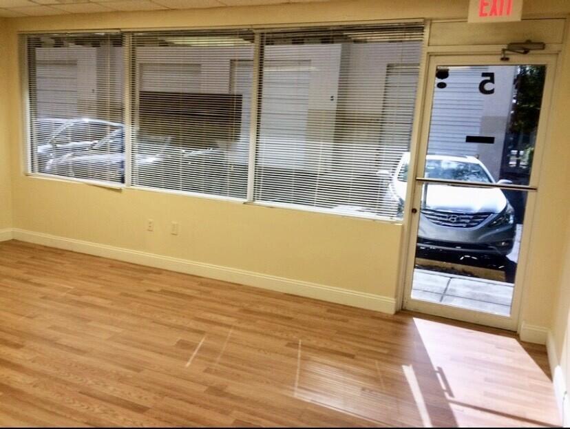 MARGATE COMMERCIAL CENTER - Commercial Sale