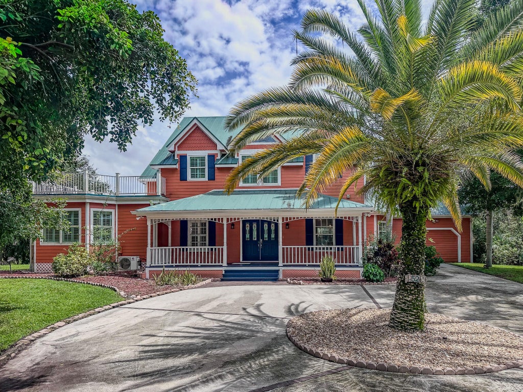 Photo of 521 SW MARION Court, Palm City, FL 34990 (MLS # B26063360)
