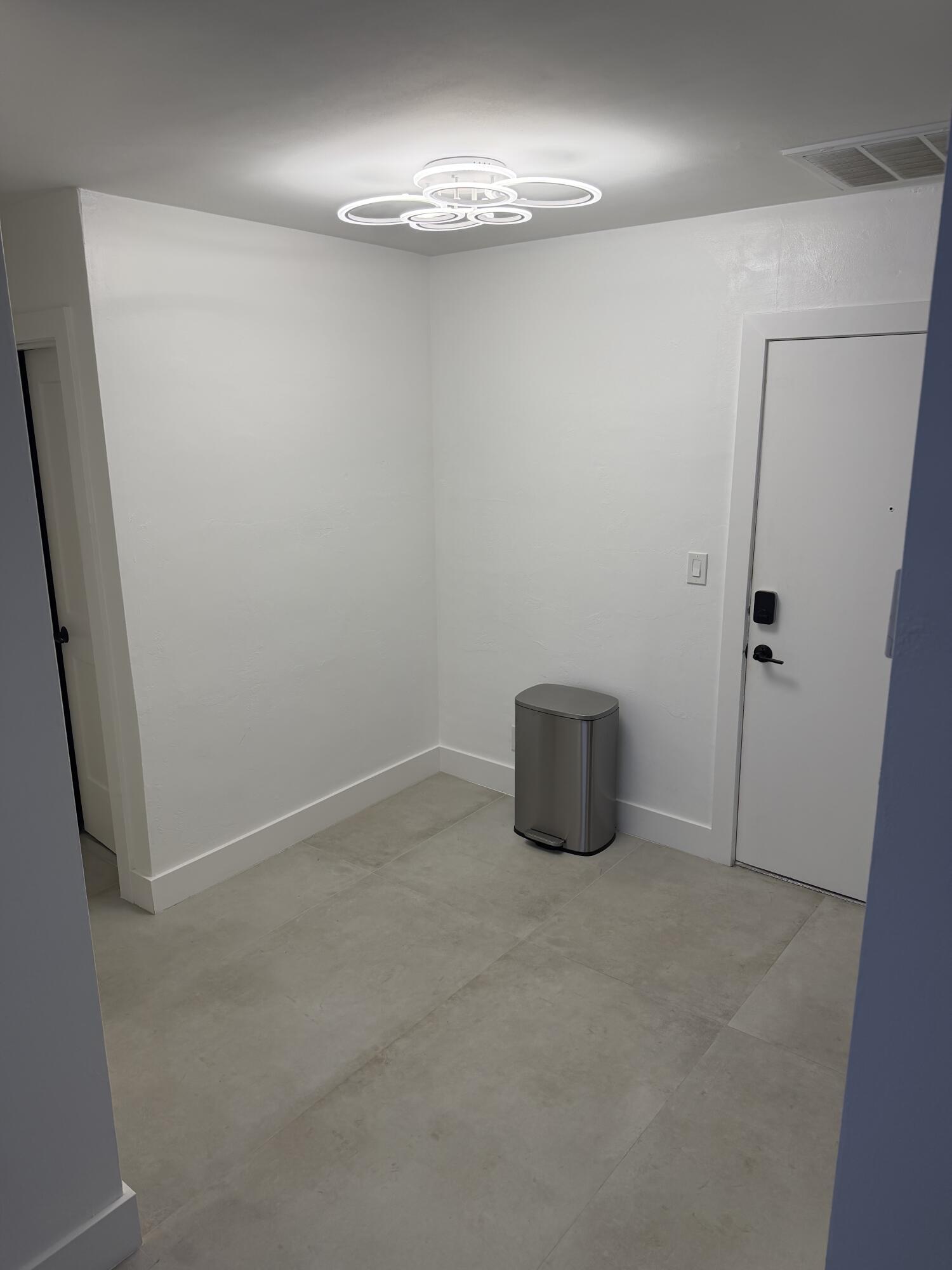 GOLDEN ARROW CONDO - Residential