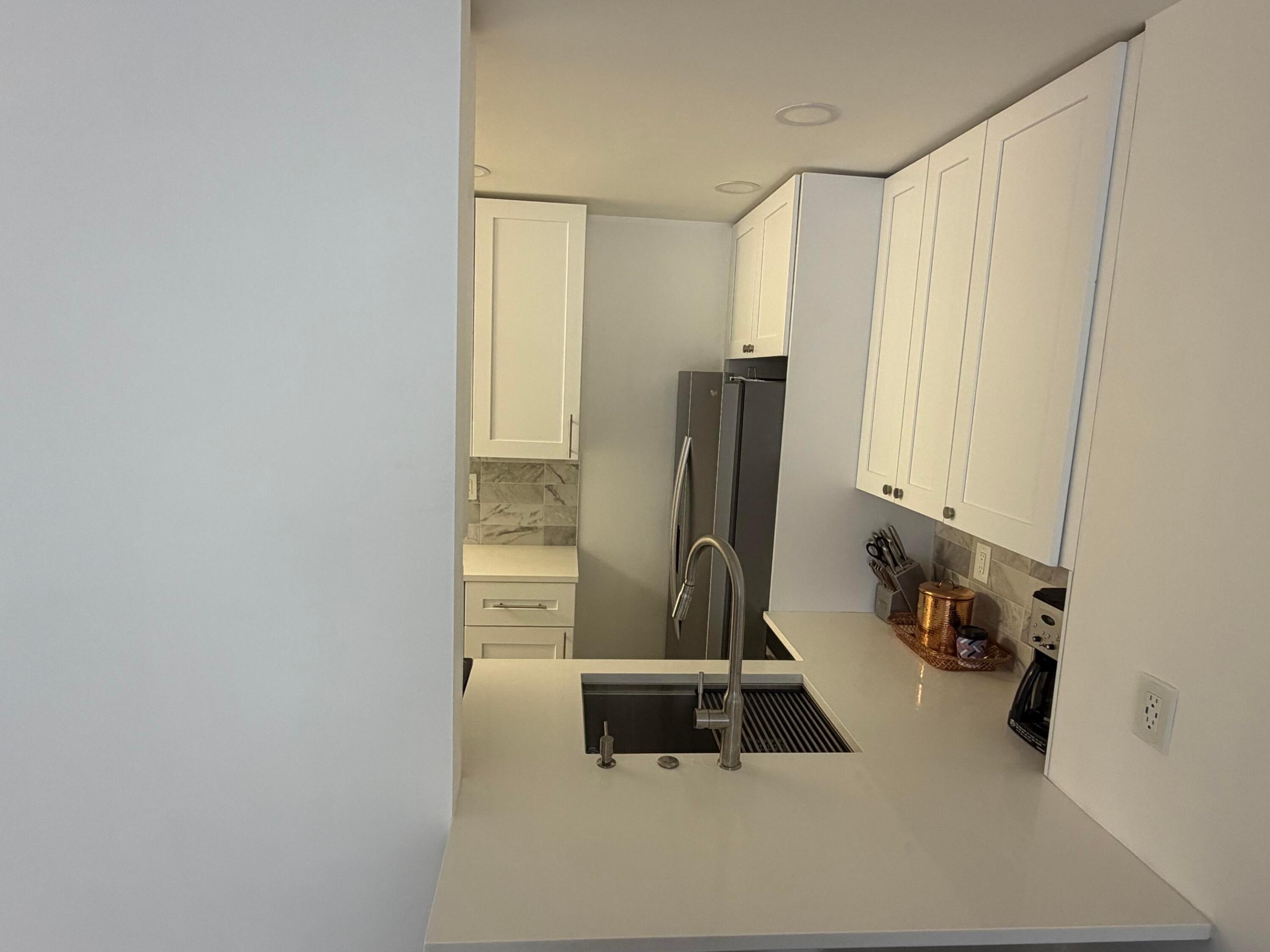 GOLDEN ARROW CONDO - Residential