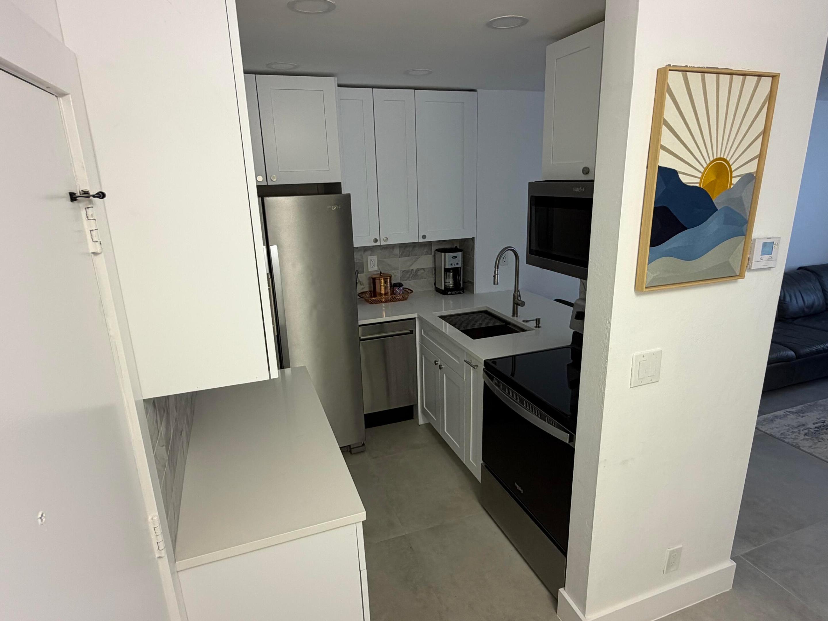 GOLDEN ARROW CONDO - Residential