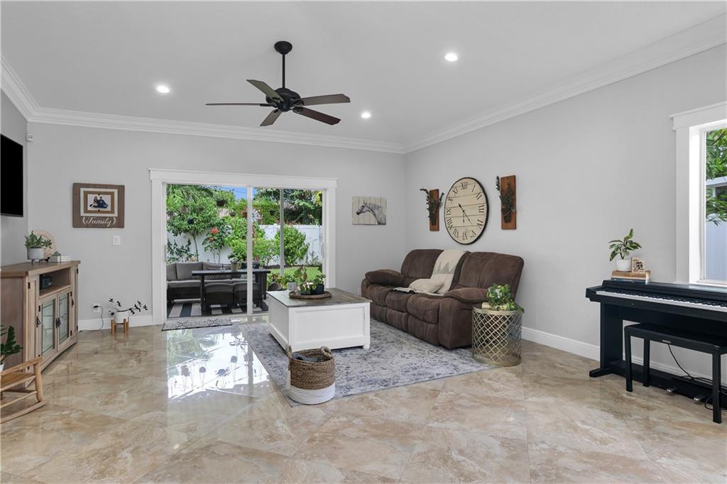 Olympia & York Residentia - Residential