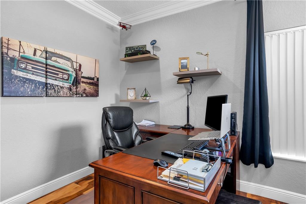 Olympia & York Residentia - Residential