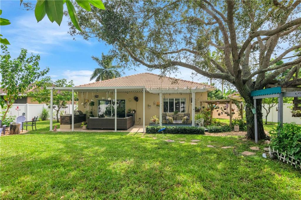 Olympia & York Residentia - Residential