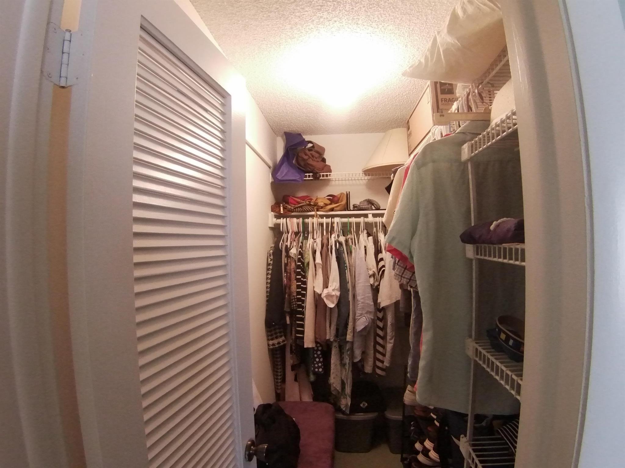 KINGS POINT CAPRI CONDOS - Residential Lease