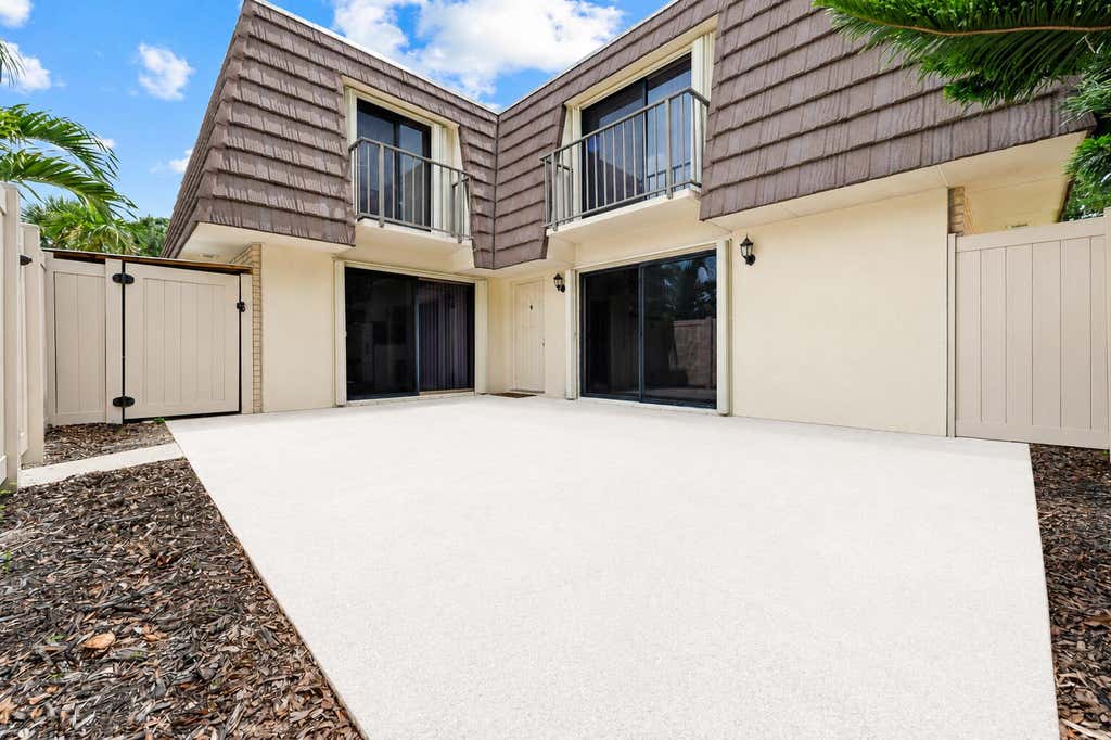 Photo of 7424 74th Way, West Palm Beach, FL 33407 (MLS # B26051104)
