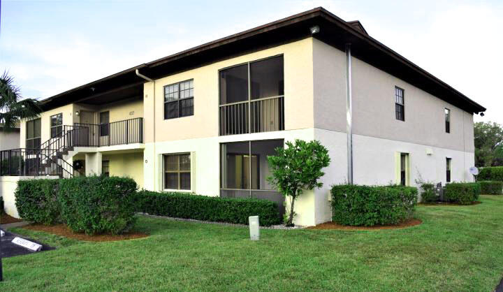 PINE HOLLOW CONDO/ CMC MGT - Residential Lease