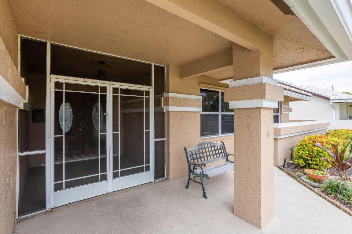 9208 Sun Pointe Drive