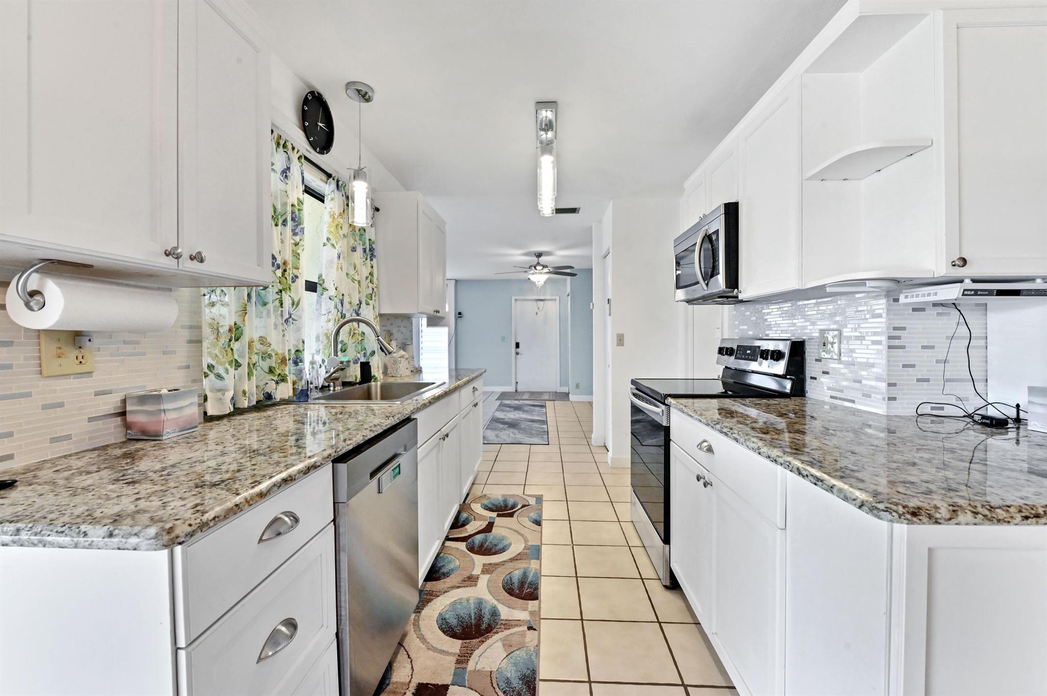 14552 Shadow Wood Lane