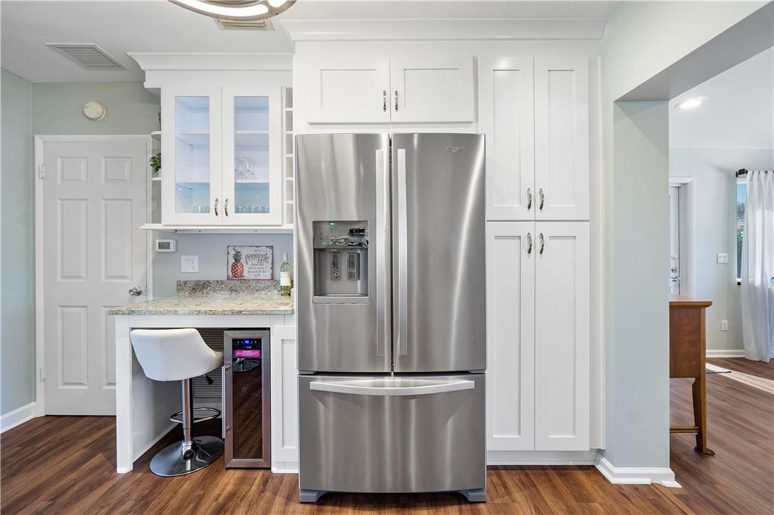 GARDEN ISLES - Residential Lease