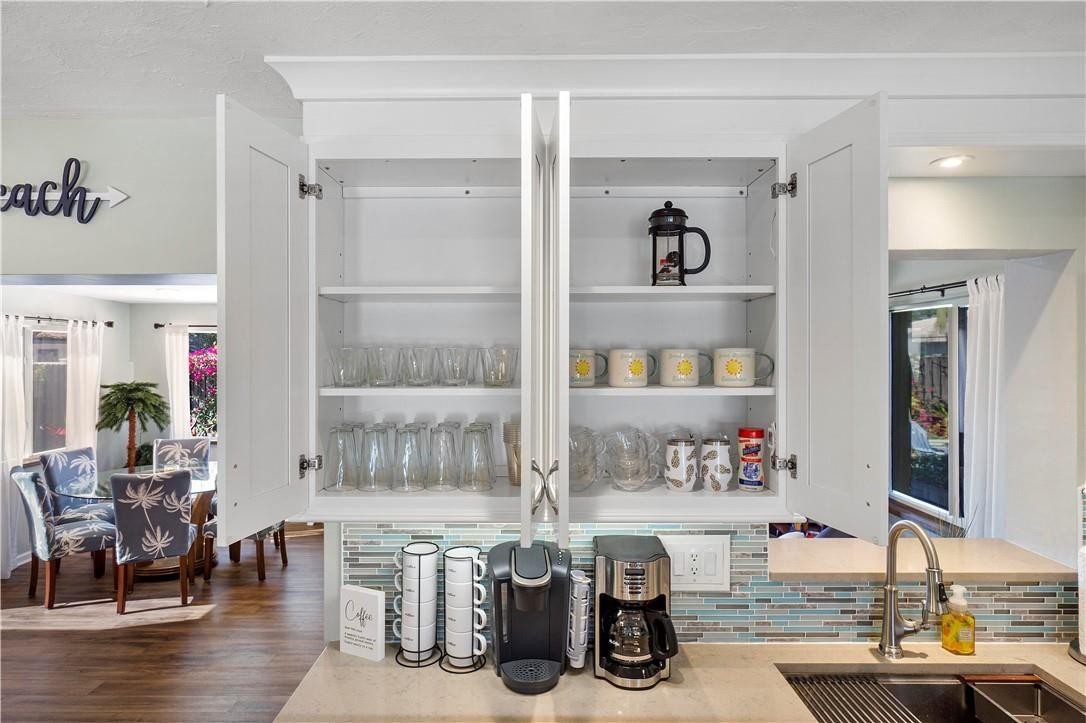 GARDEN ISLES - Residential Lease