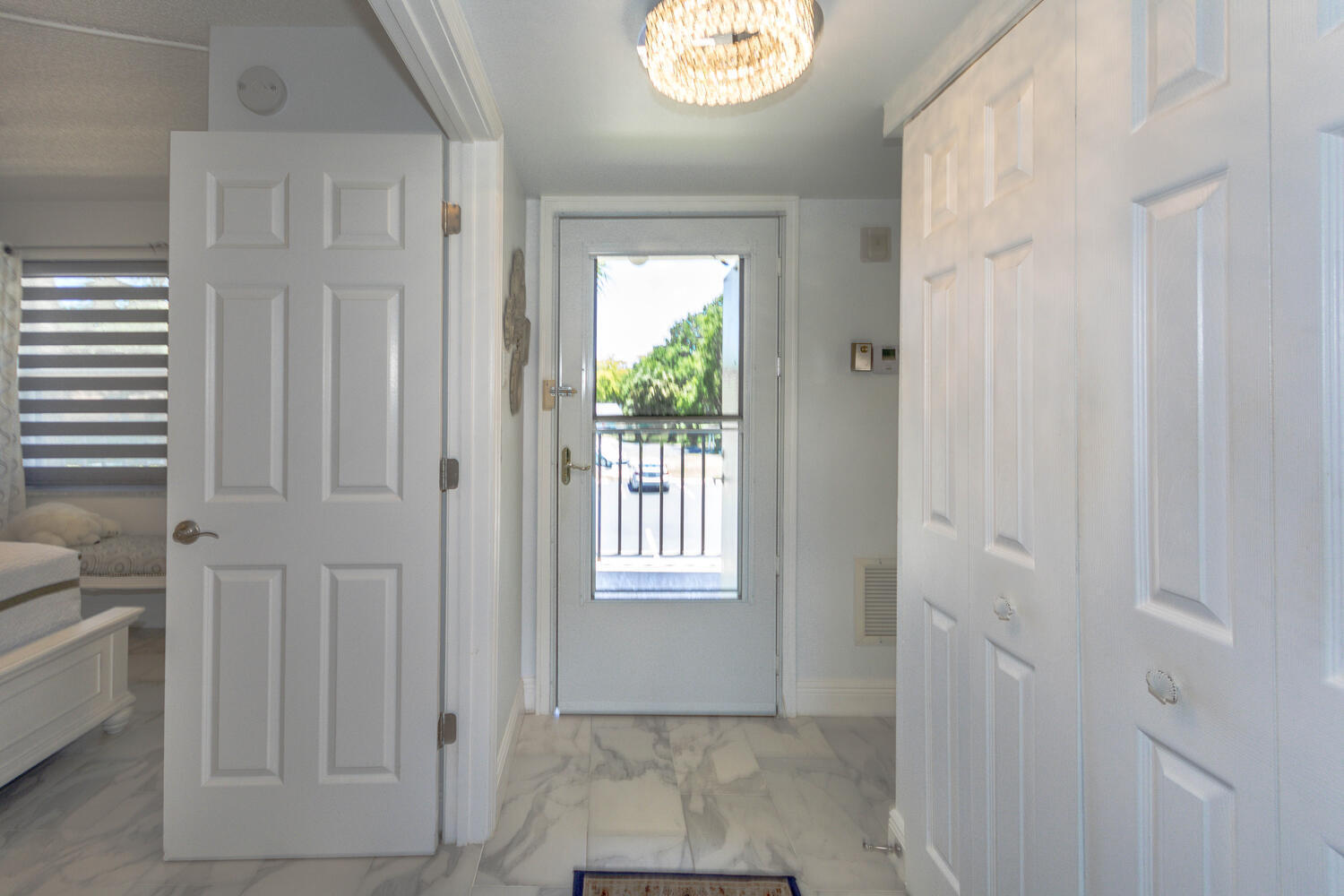 3951 Via Poinciana 214