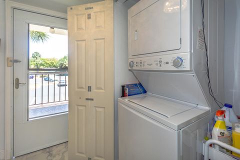 Tiny photo for 3951 Via Poinciana #214, Lake Worth, FL 33467 (MLS # R11164257)