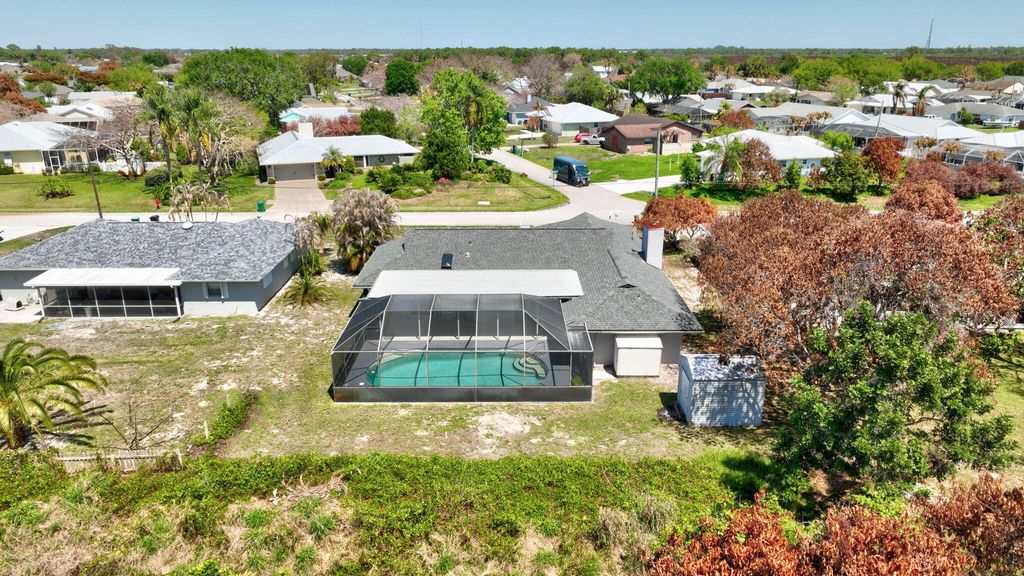 Photo of 1010 SE Damask Avenue, Port Saint Lucie, FL 34983 (MLS # B26005419)