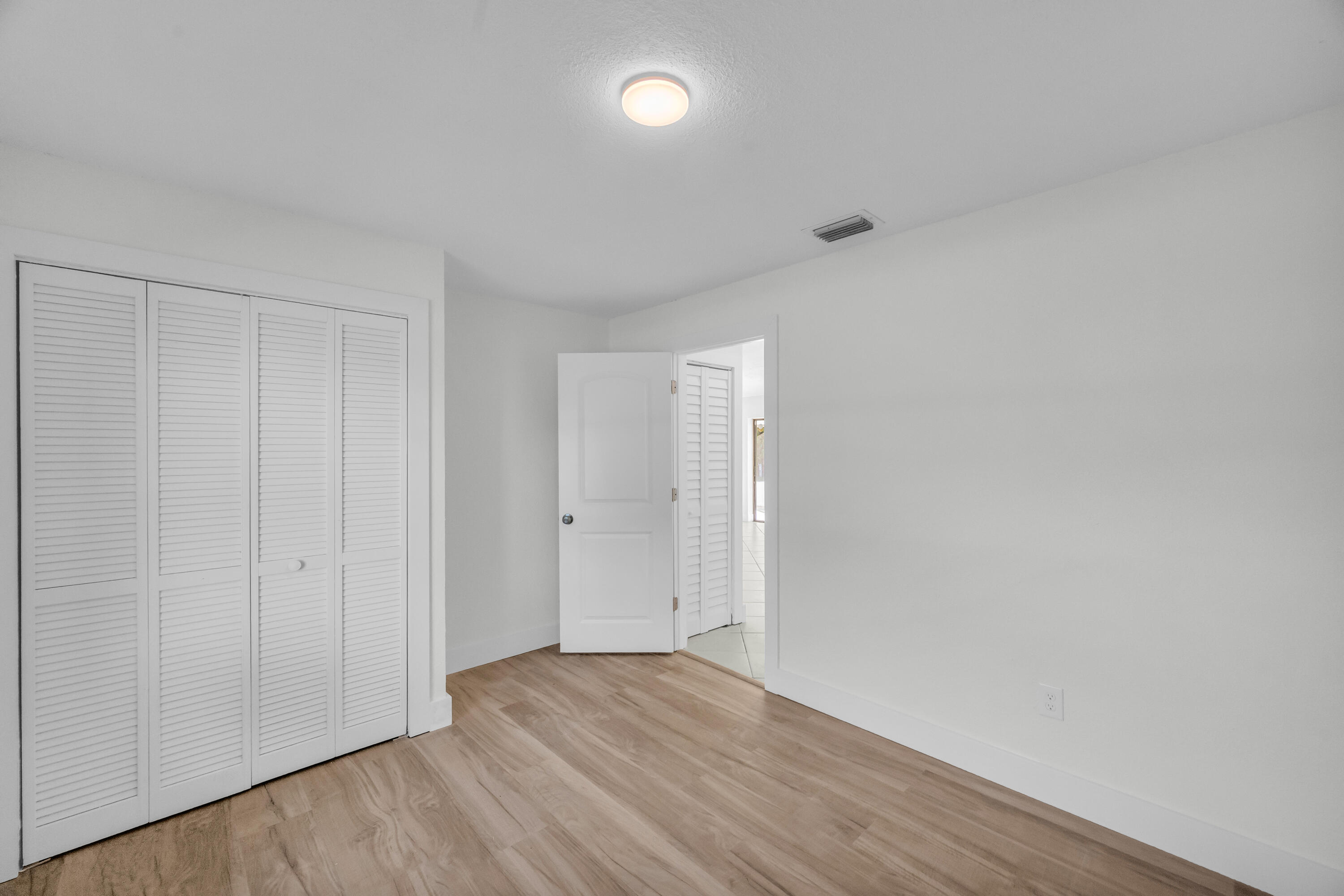 PORT ST LUCIE SECTION 30 - Residential Lease