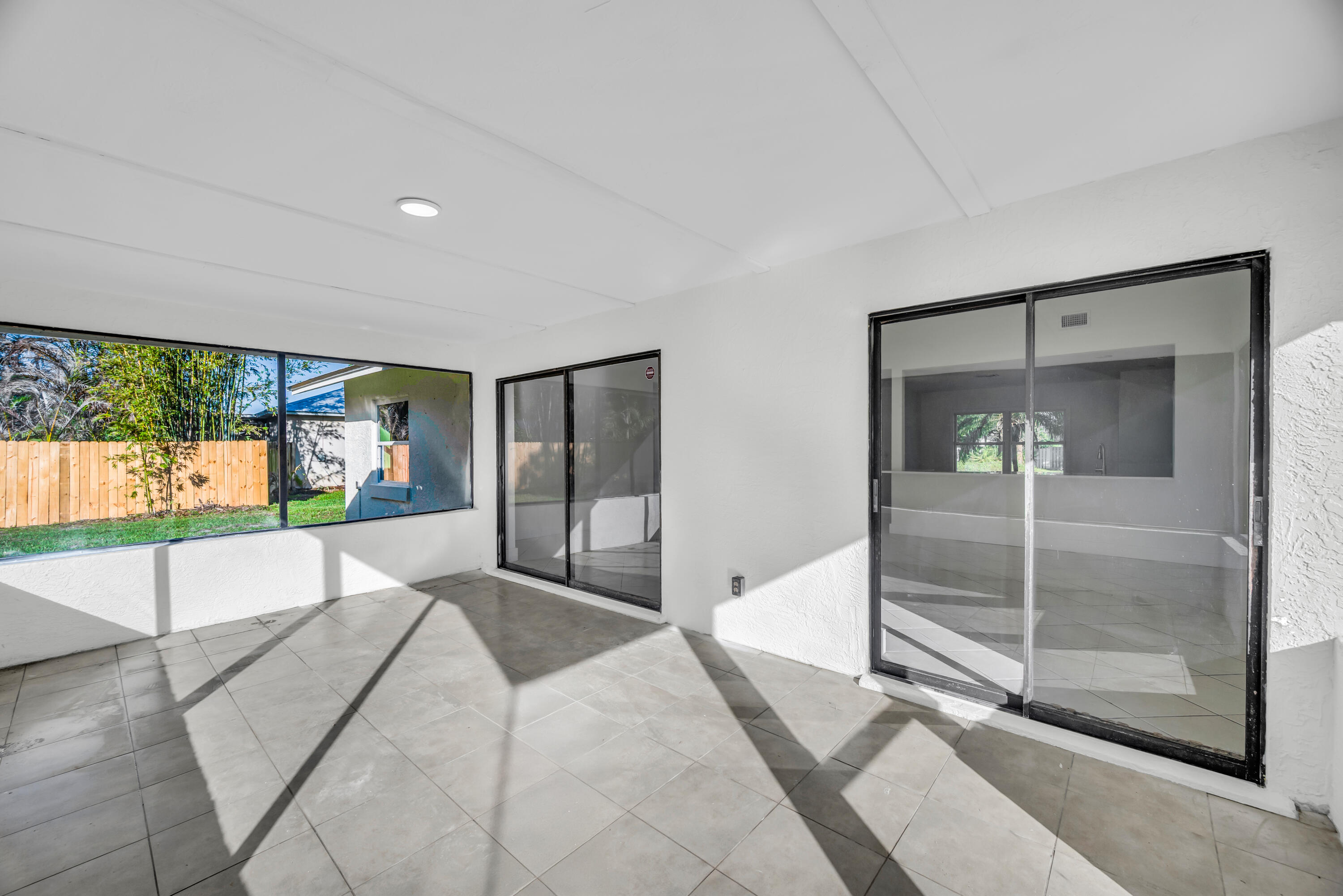 PORT ST LUCIE SECTION 30 - Residential Lease