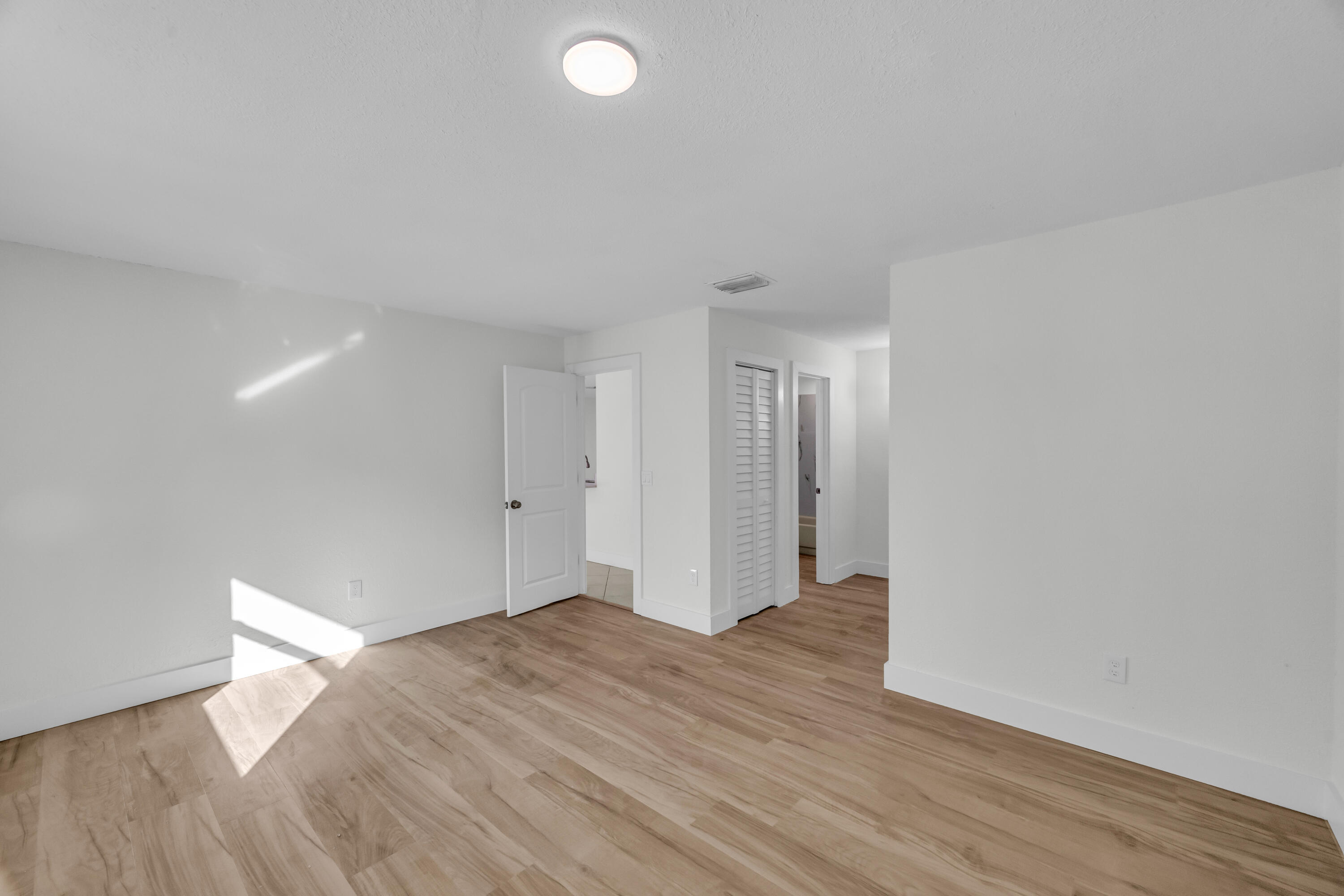 PORT ST LUCIE SECTION 30 - Residential Lease