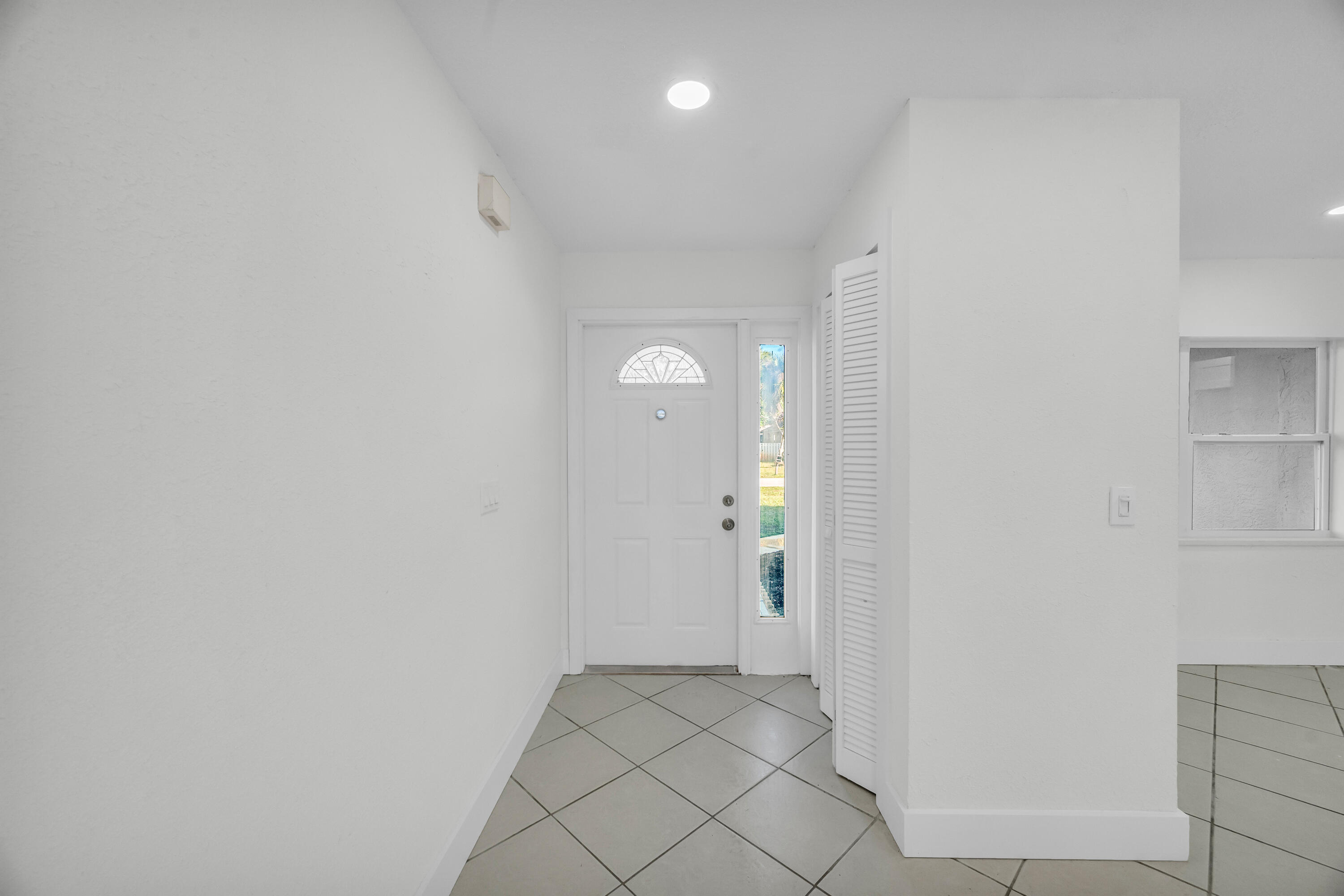 PORT ST LUCIE SECTION 30 - Residential Lease