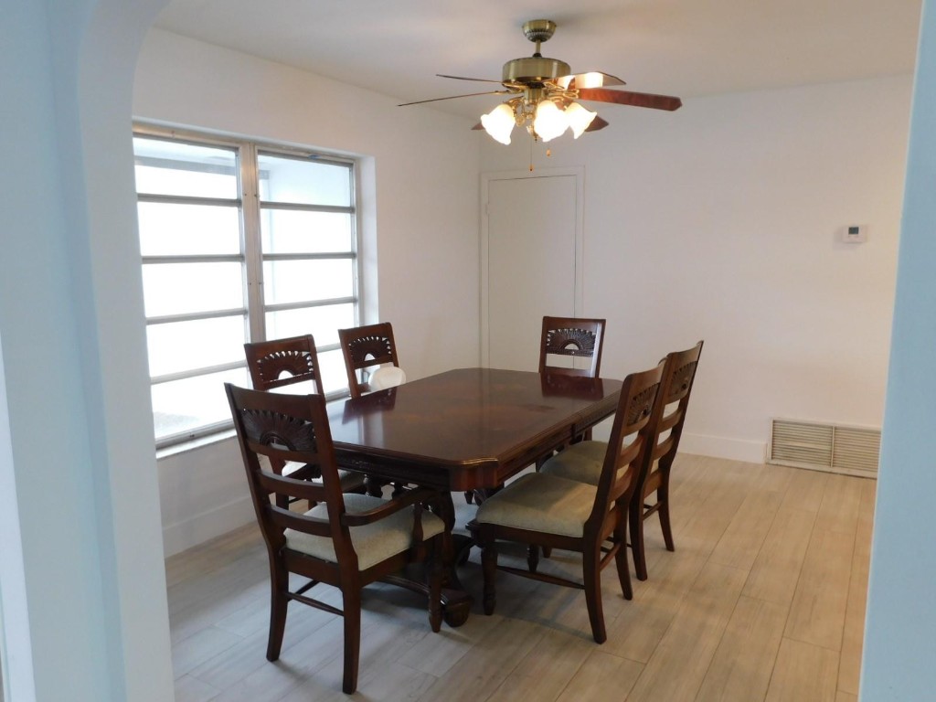 Pasadena Lakes West 69-37 - Residential