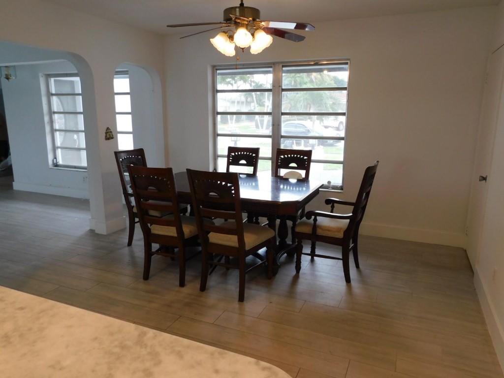 Pasadena Lakes West 69-37 - Residential