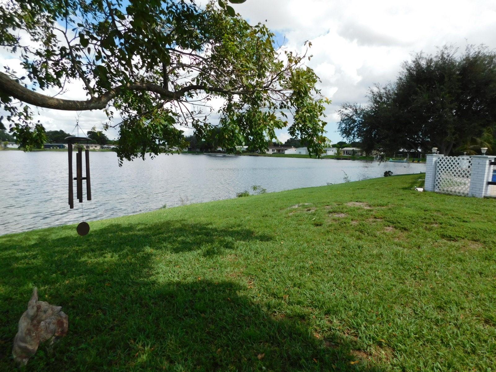 Pasadena Lakes West 69-37 - Residential