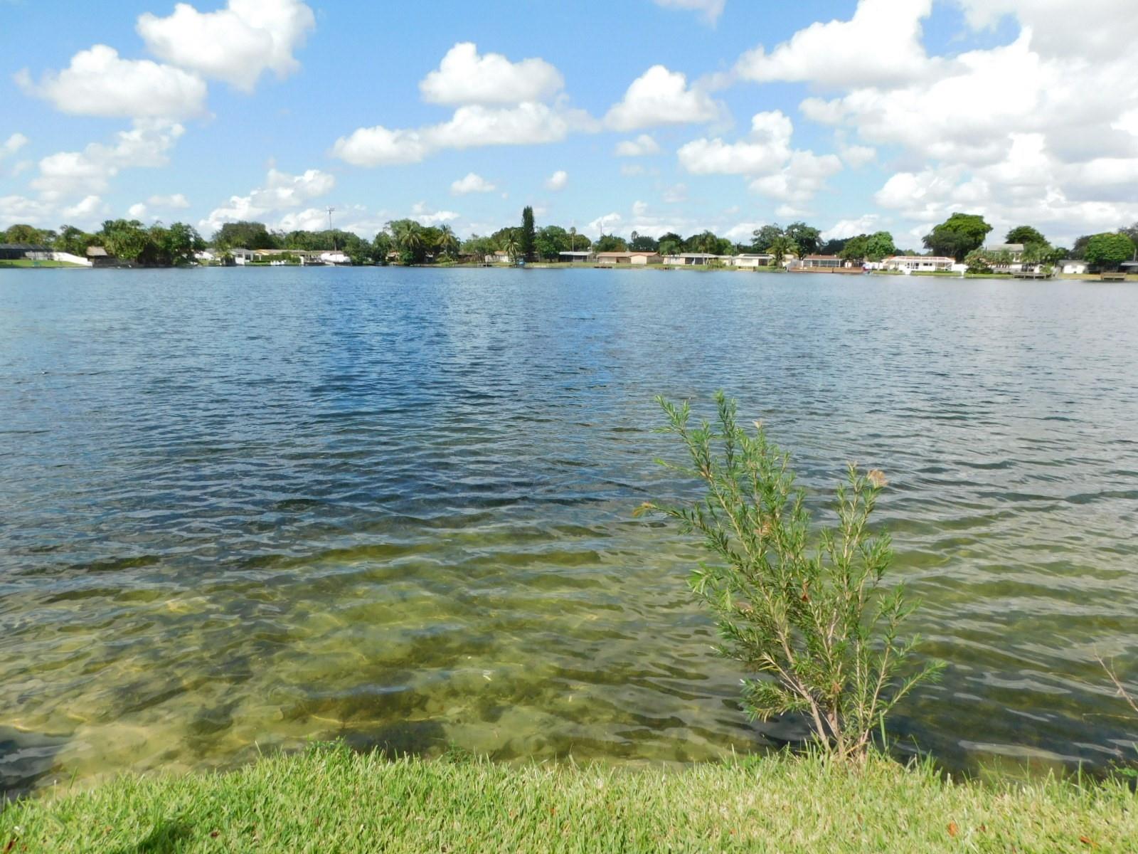 Pasadena Lakes West 69-37 - Residential