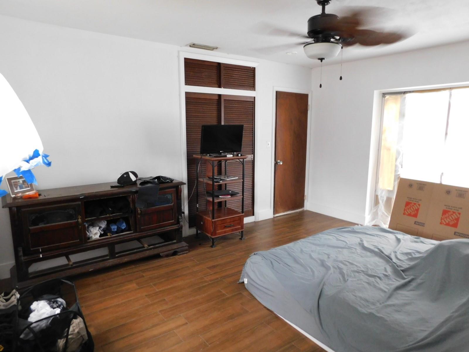 Pasadena Lakes West 69-37 - Residential