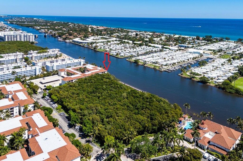 Photo of 4105 Tuscany Way, Boynton Beach, FL 33435 (MLS # R11070849)