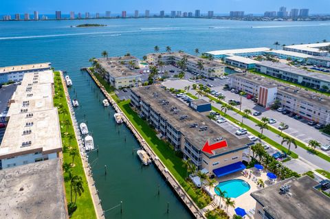 A home in North Palm Beach