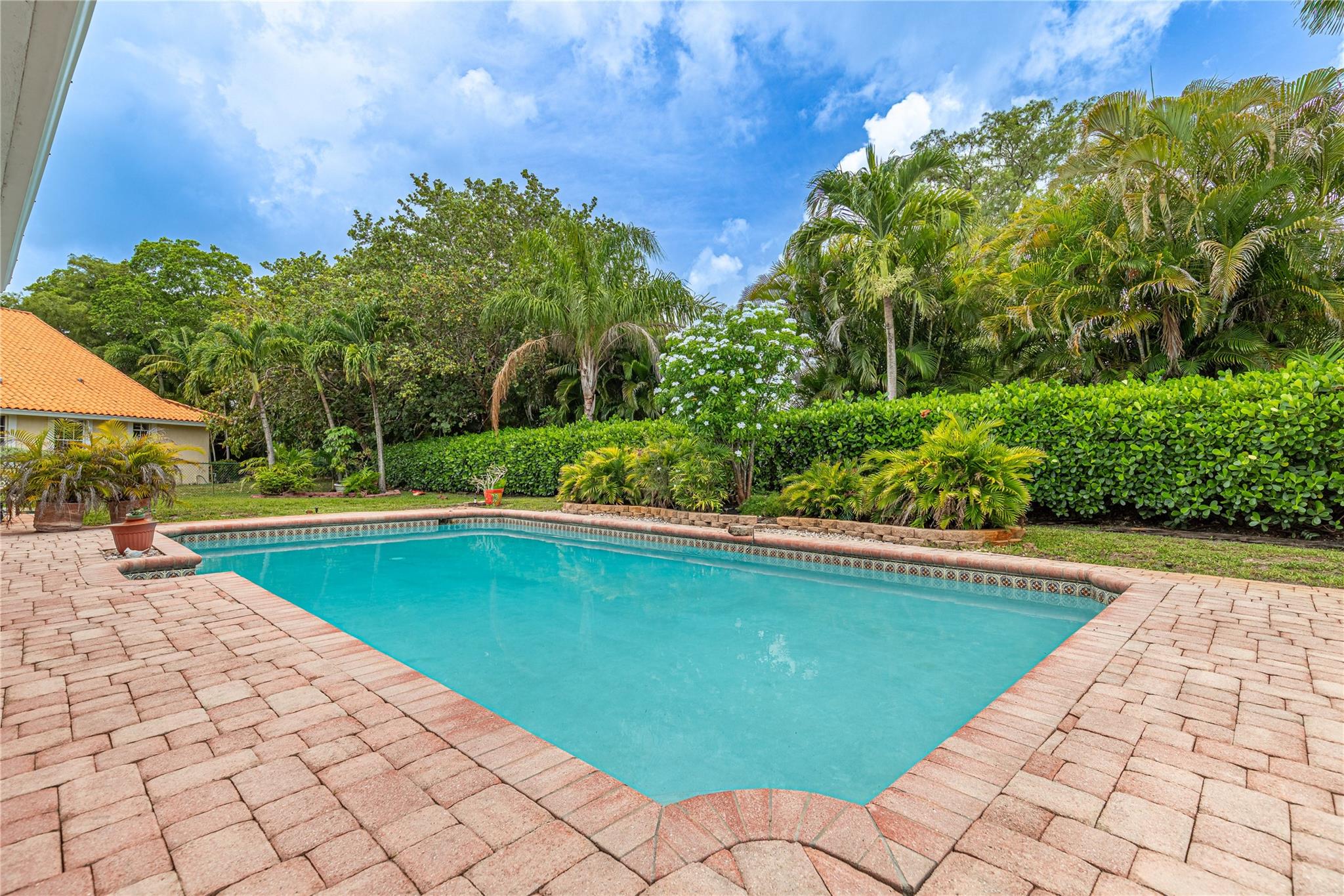 8277 NW 3rd Place