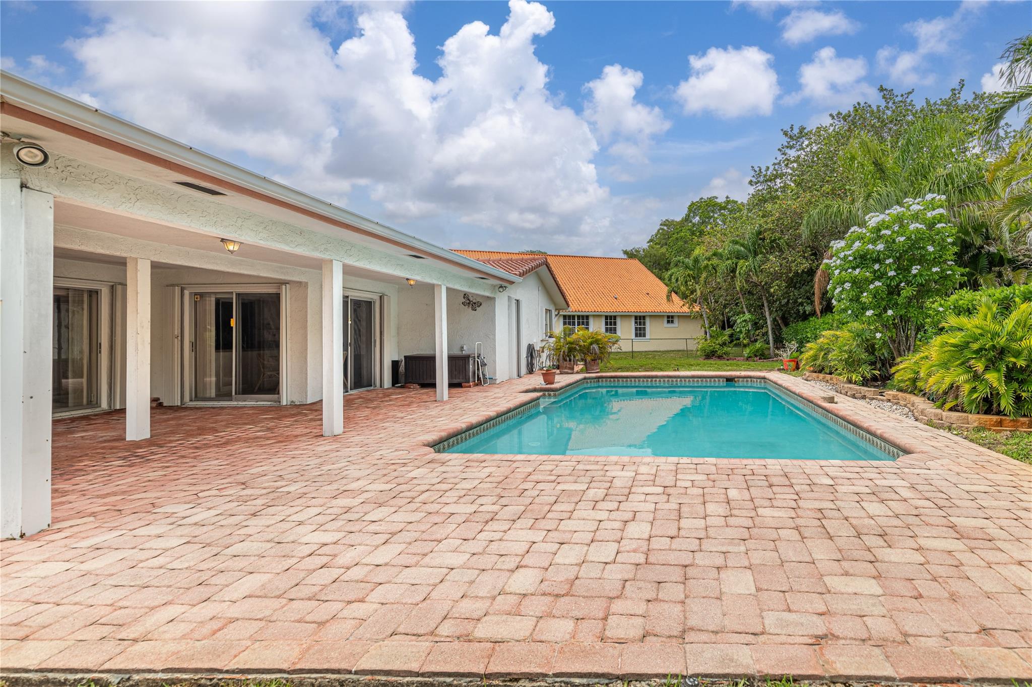 8277 NW 3rd Place