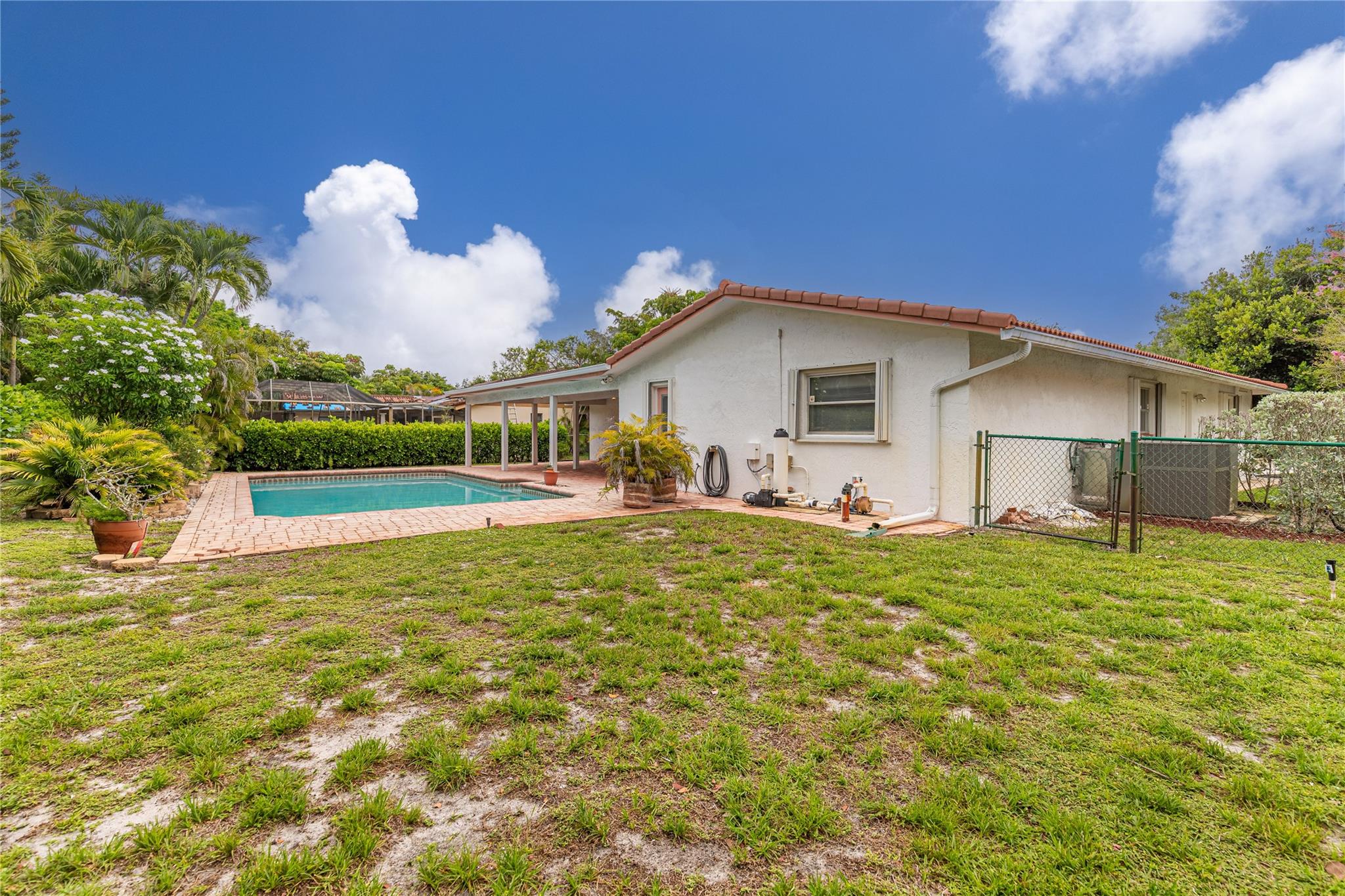 8277 NW 3rd Place