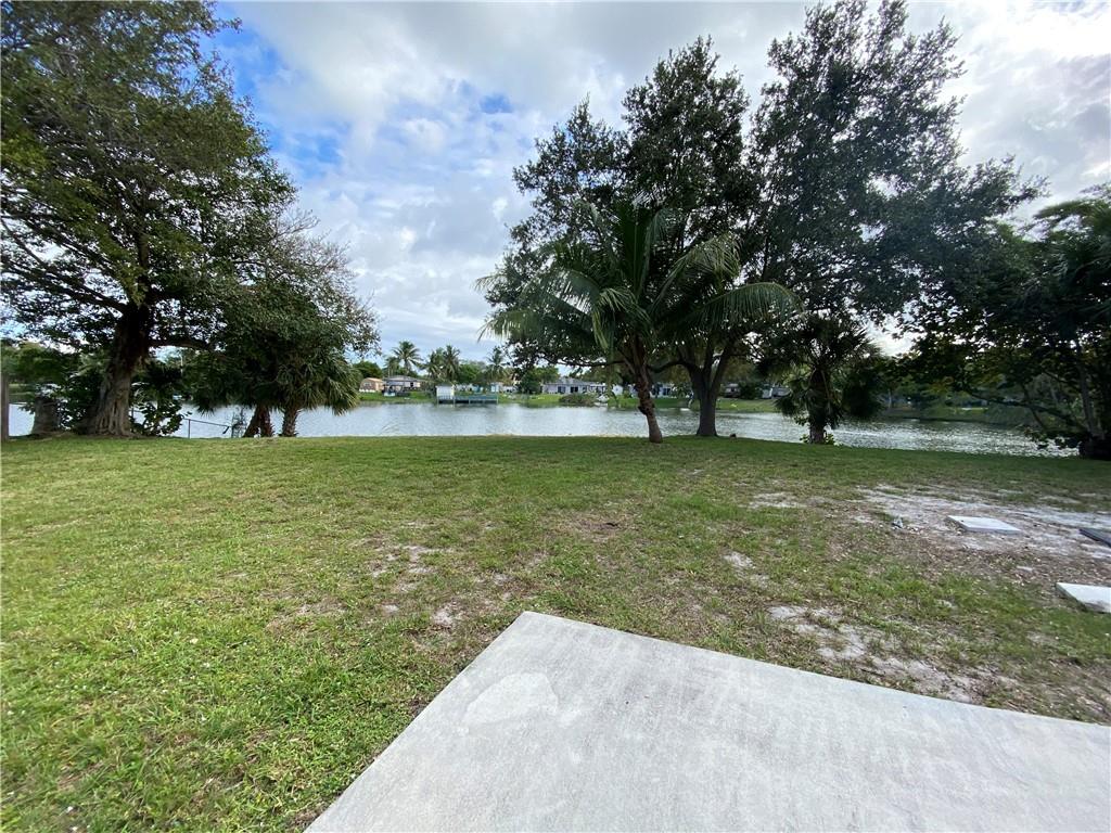 Lake Forest Sec 4 38-4 B - Residential