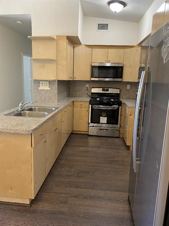 Lake Forest Sec 4 38-4 B - Residential