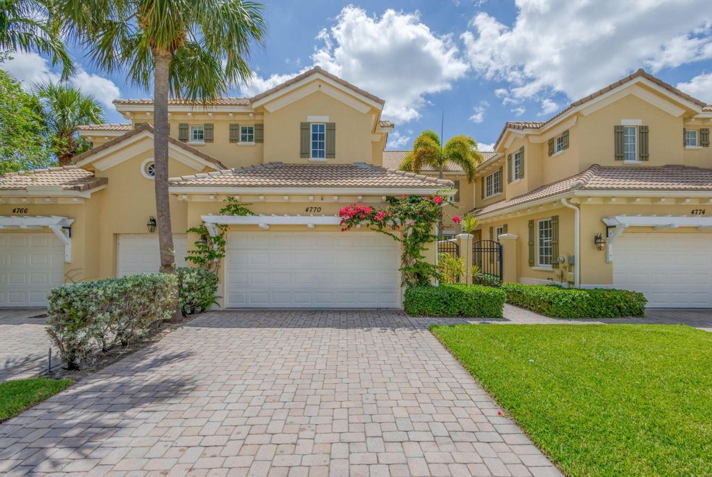 Photo of 4770 Cadiz Circle, Palm Beach Gardens, FL 33418 (MLS # R11091671)