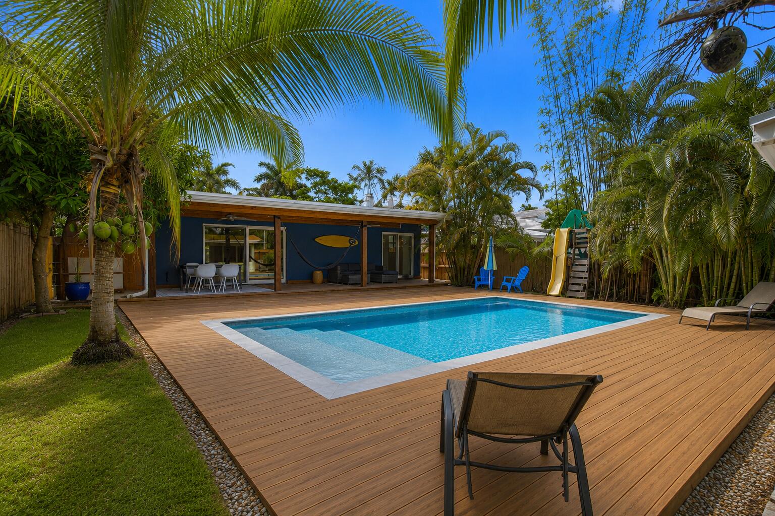 Photo 1 of 40 — 721 N Lakeside Drive, Lake Worth Beach, FL 33460