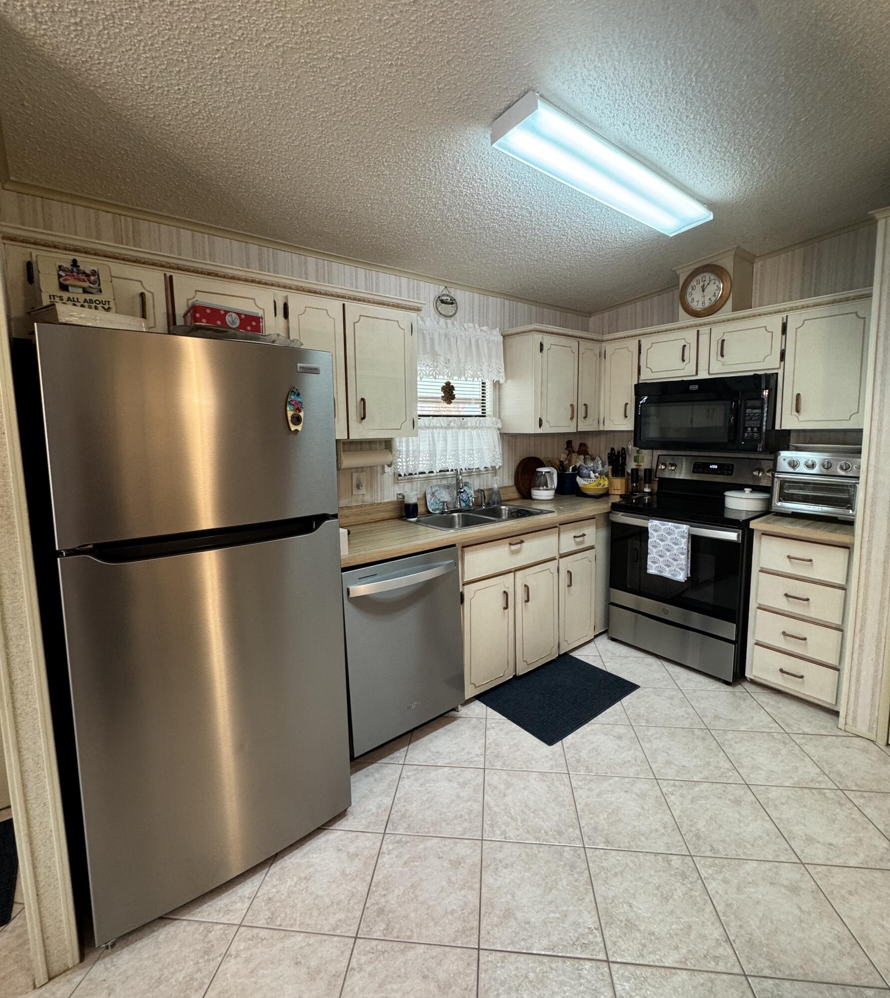 Spanish Lakes Fairways - Residential