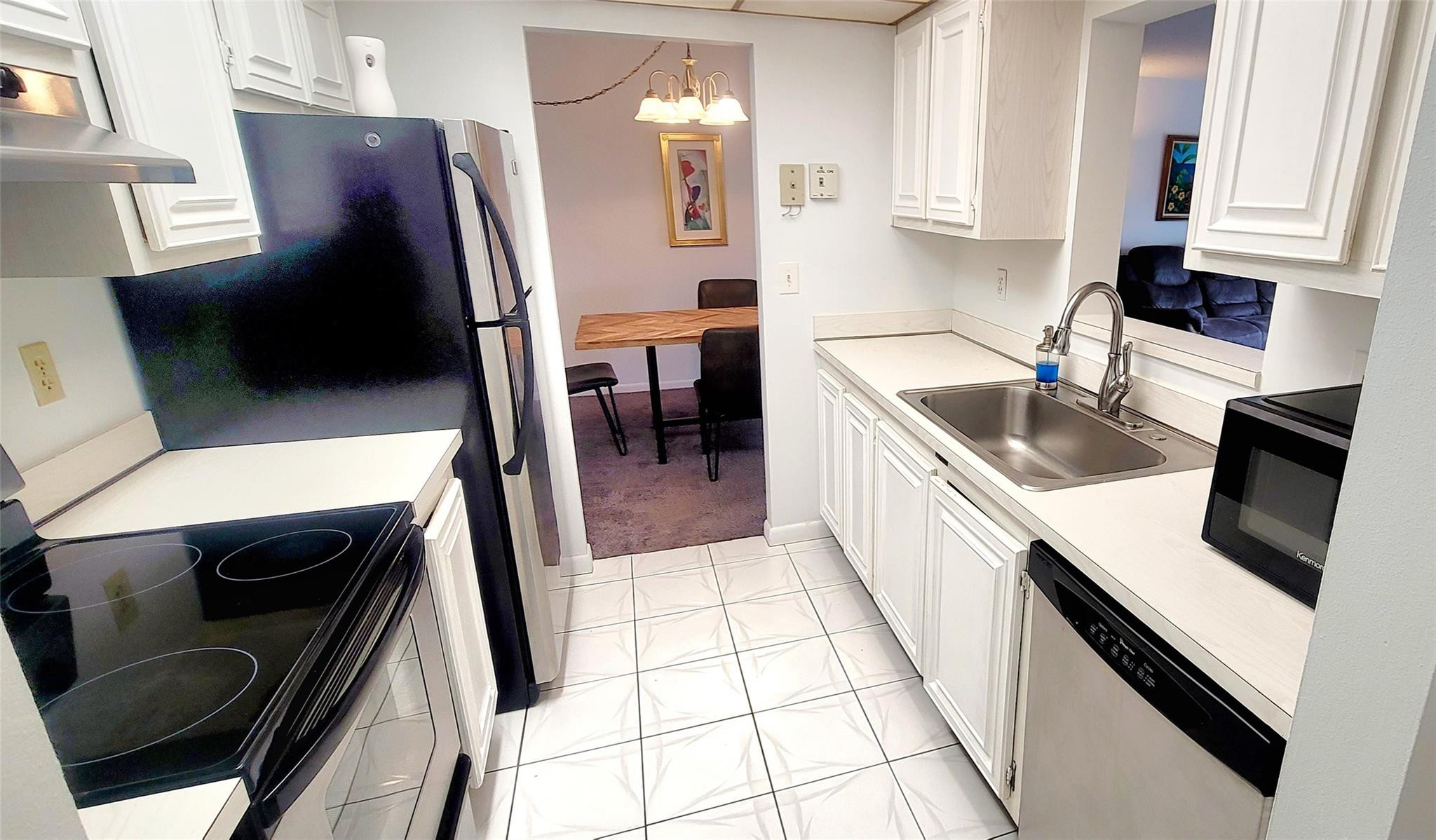 TRADEWINDS OF POMPANO - Residential