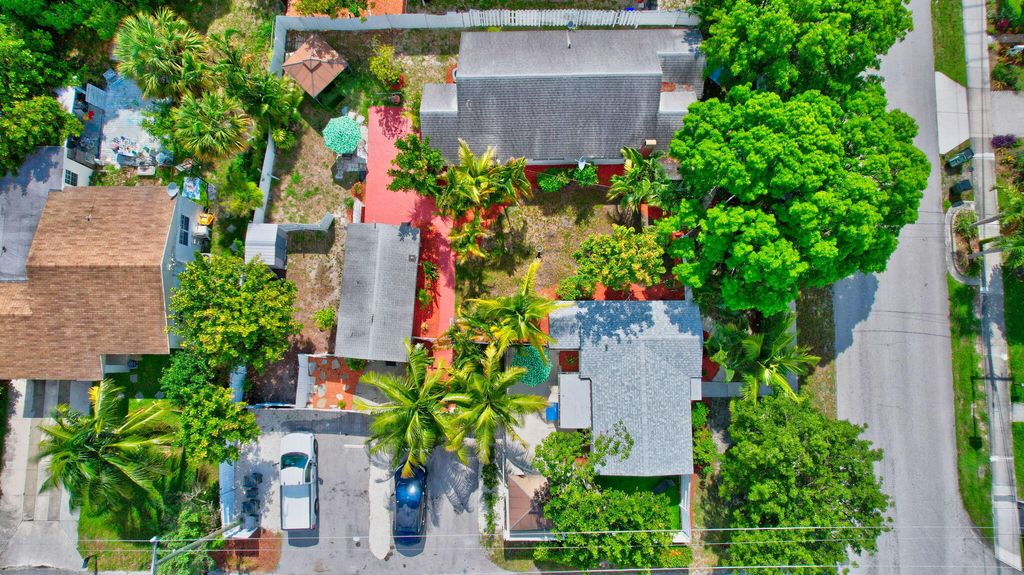 Photo of 315 NW 2nd Street NW, Delray Beach, FL 33444 (MLS # R11045416)