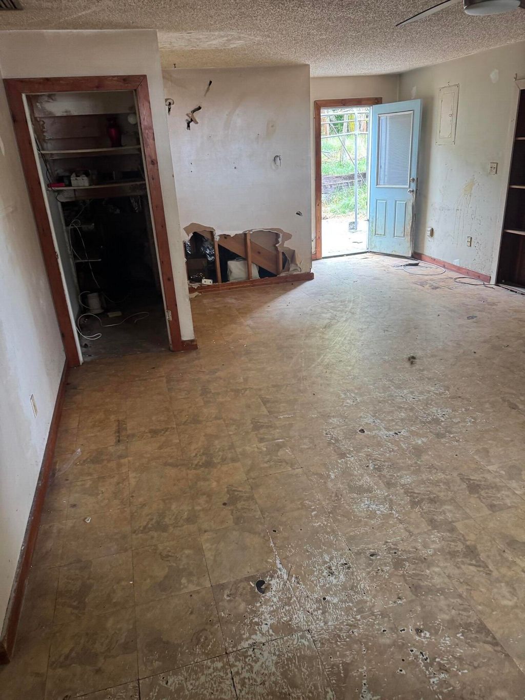 Photo of 3211 SE Clayton Street, Stuart, FL 34997 (MLS # R11166655)