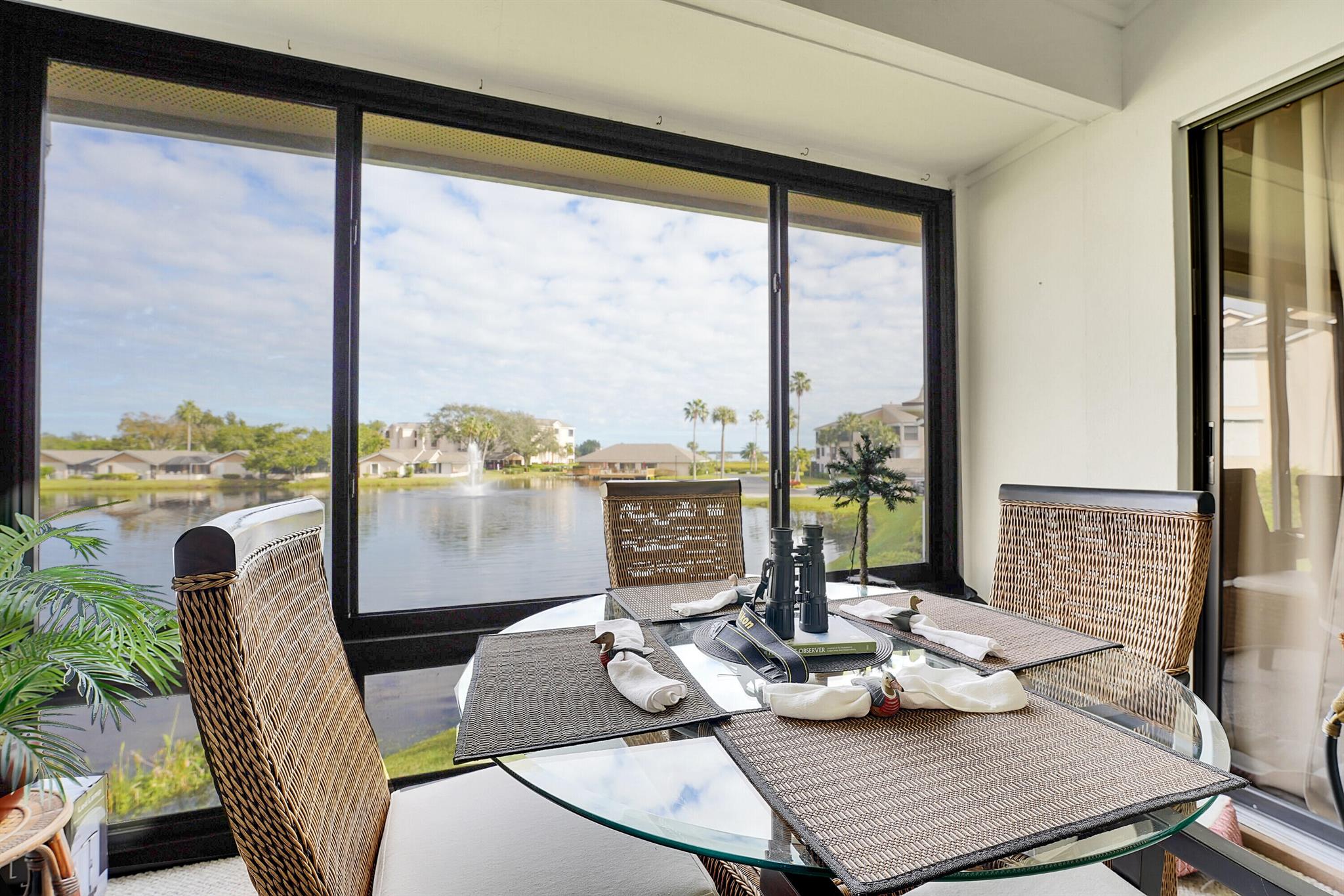 REFLECTIONS ON THE RIVER - Residential