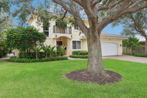 A home in Deerfield Beach