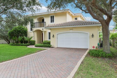 A home in Deerfield Beach